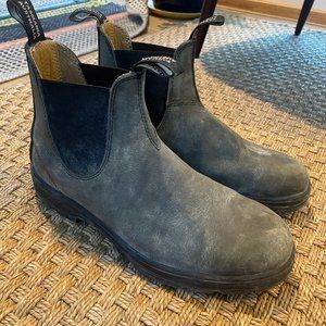 blundstones rustic black 587